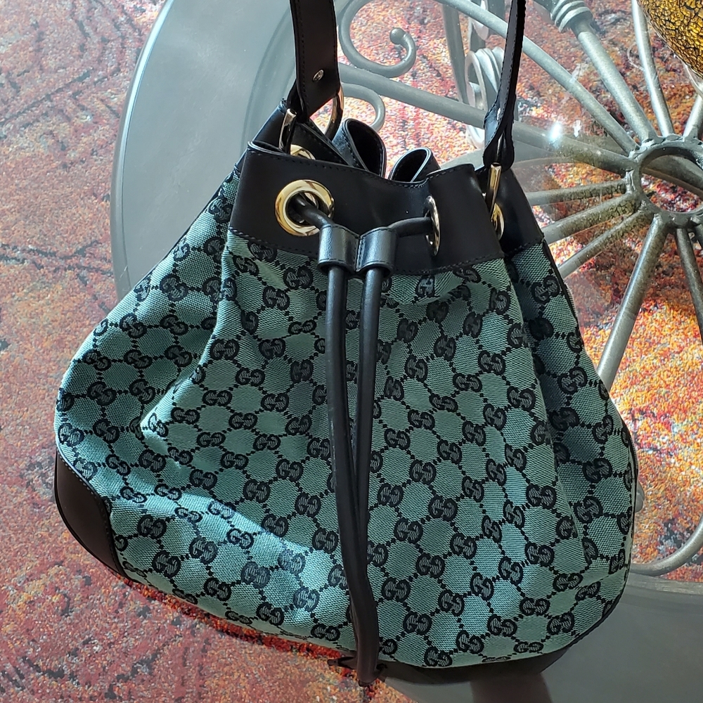 Authentic Gucci Drawstring Bag (Almost New)